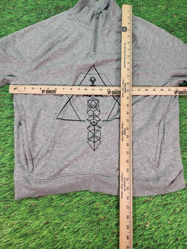 Fabletics Performance Mens SZ L Gray 1/4 Zip Geometric Dice Sword Graphic gallery