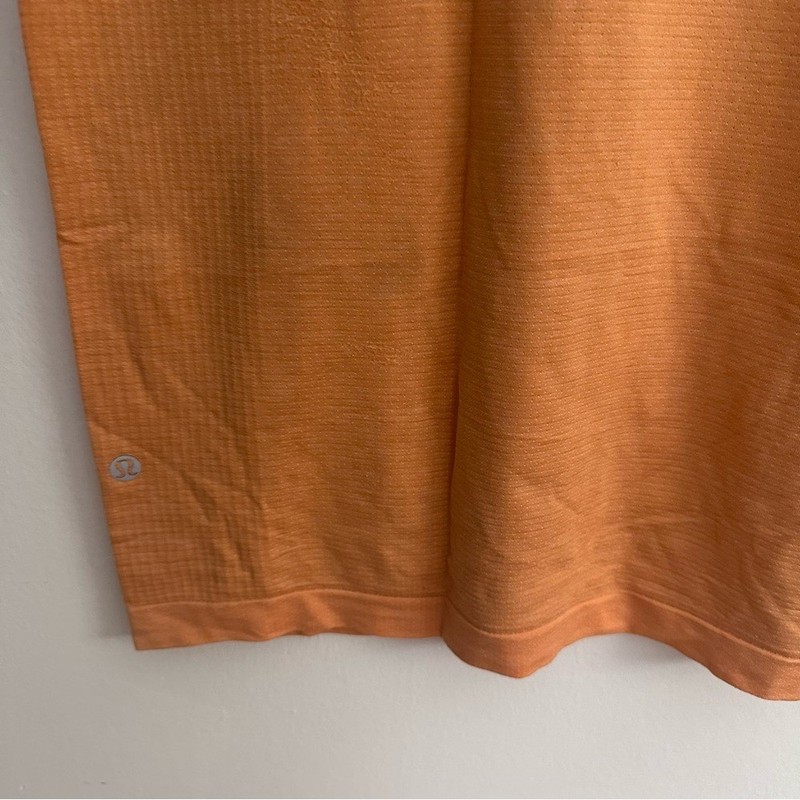Lululemon Men’s Light Orange short sleeve work out T shirt size xl gallery
