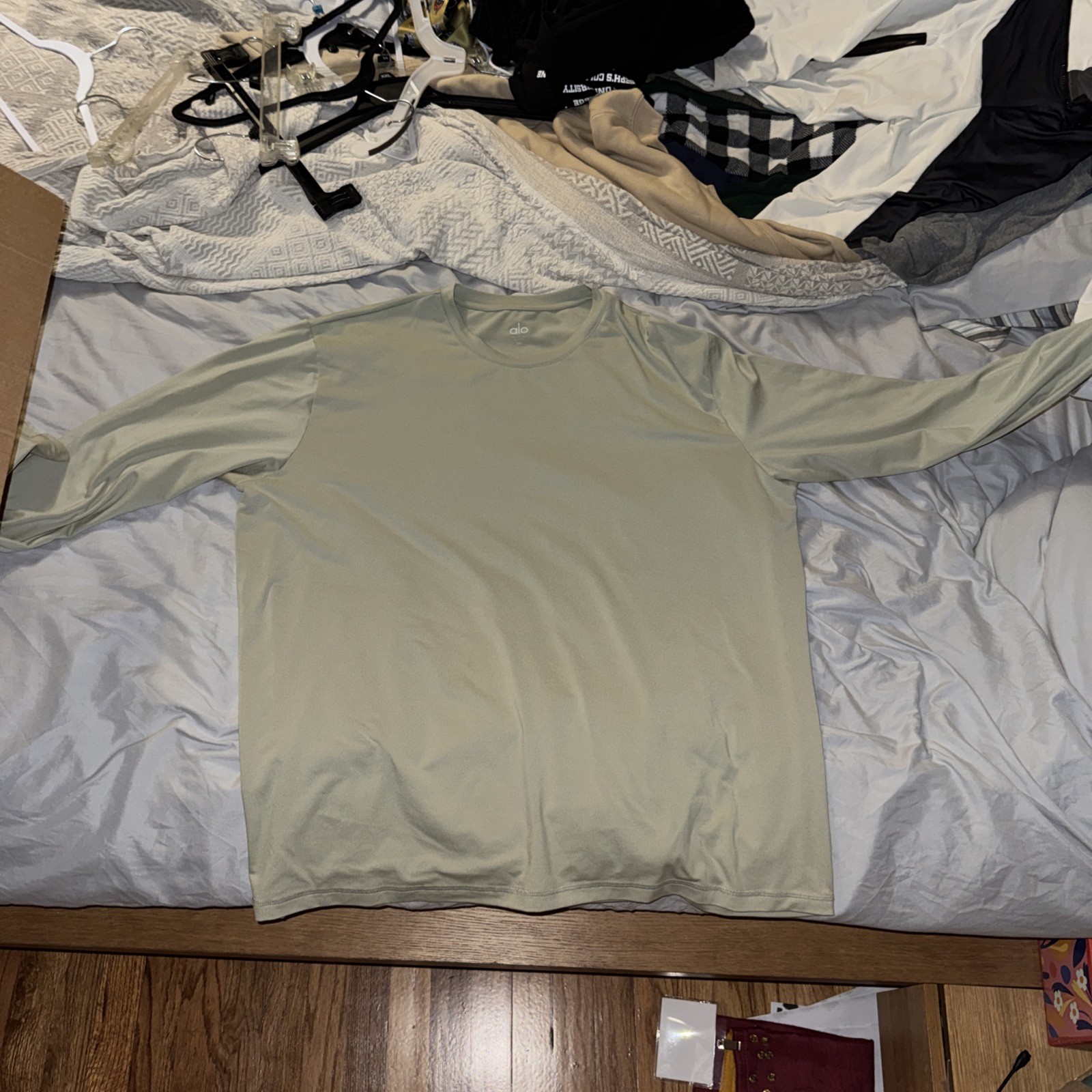 alo Men’s 2xl Long Sleeve Shirt Light Green gallery