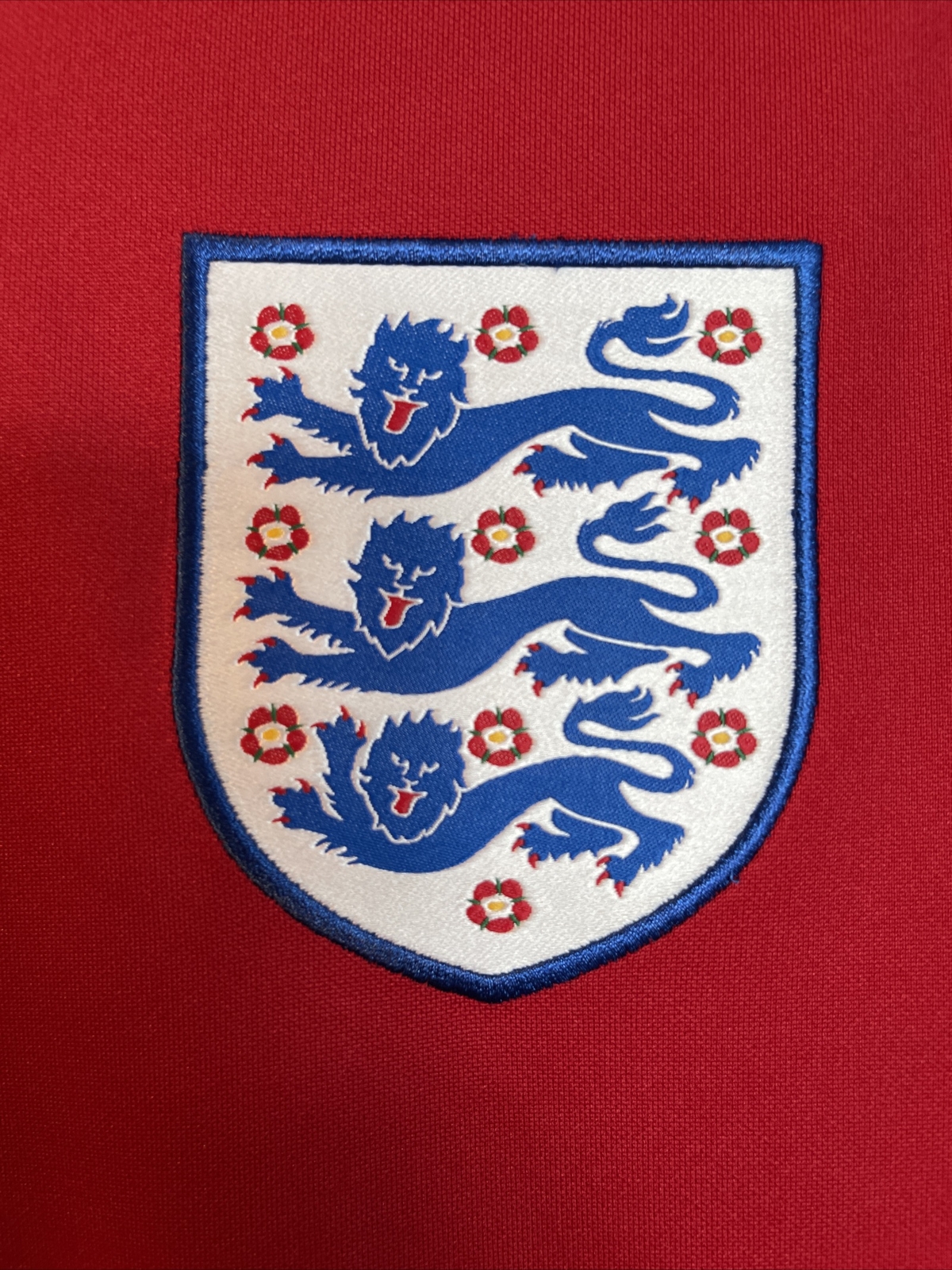 Nike Team Jersey England Authentic Dri Fit Red Mens Size XL Wear For World Cup gallery