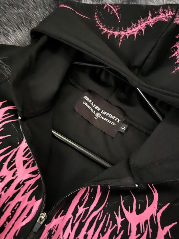 Breathe Divinity Longsleeve Compression Quarter Zip Hoodie gallery