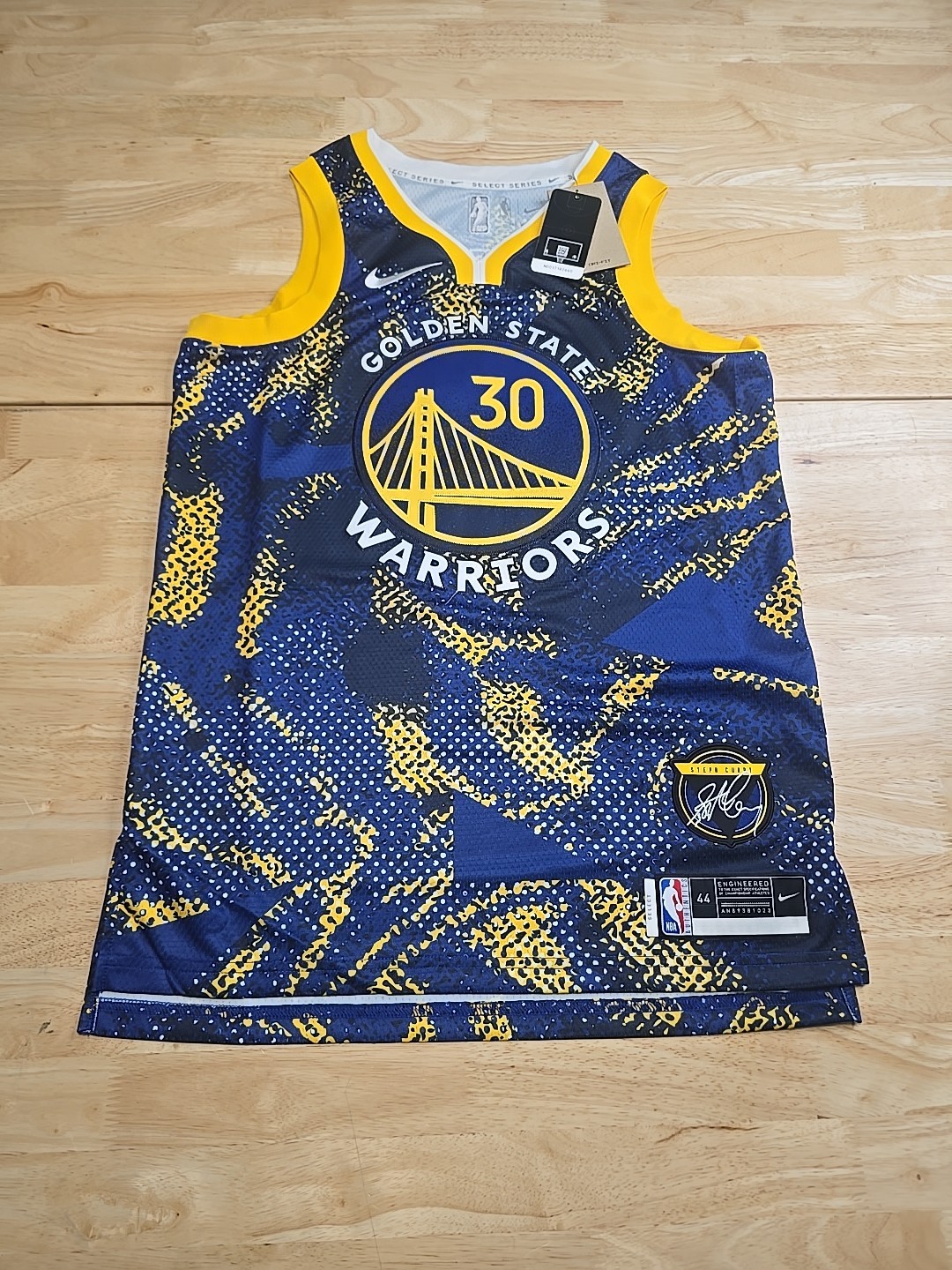Nike GSW Stephen Curry 25/26 Select Series Swingman Jersey Size Medium Men Blue gallery