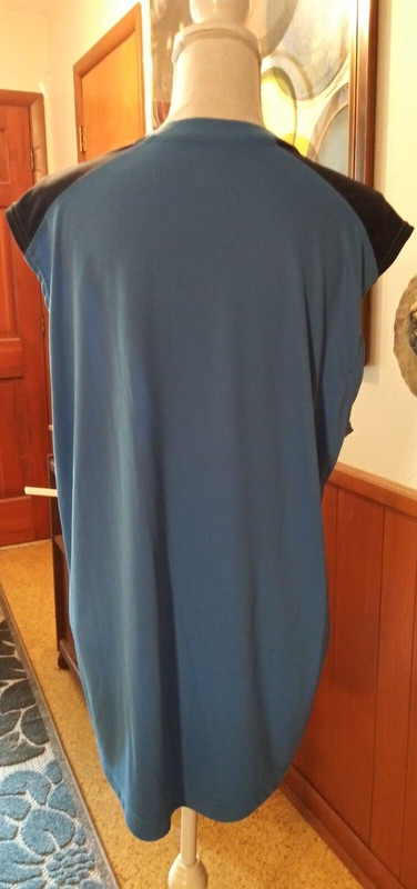 Open Trails Mens Size Large Tank Top Blue & Black 31 L 21 Chest gallery