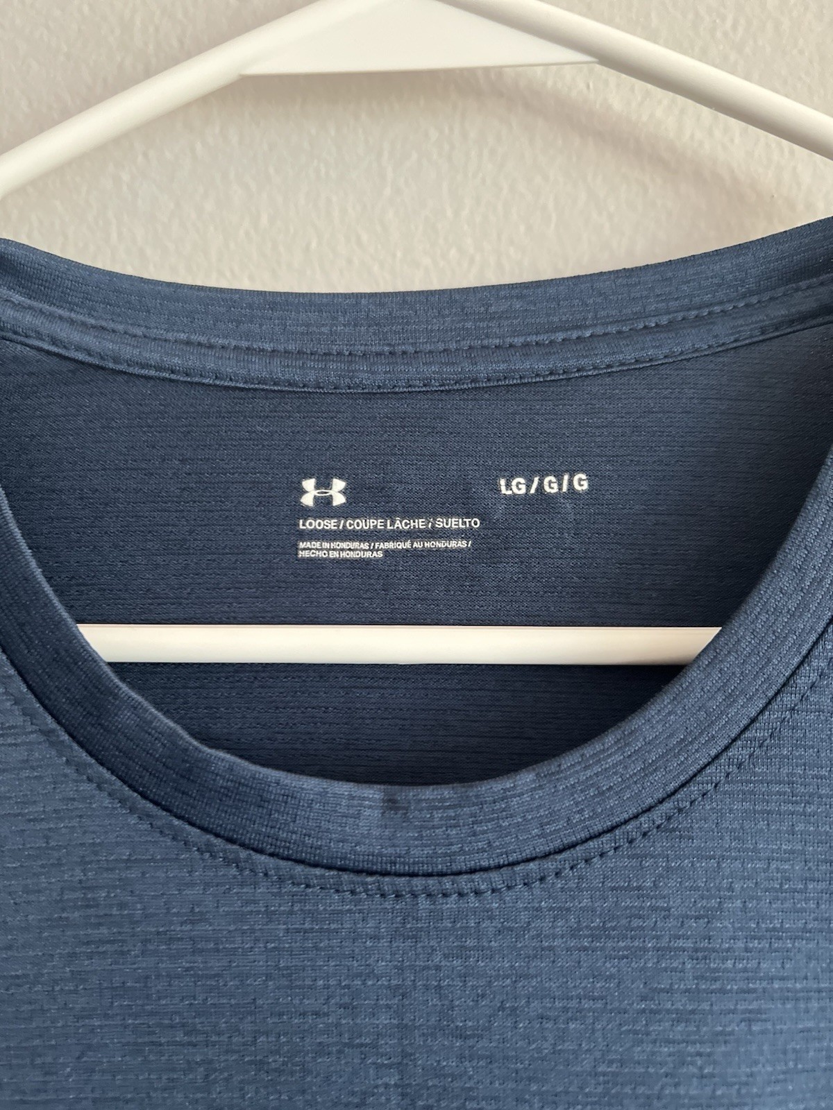 Under Armour Men's Athletic Tee Navy Loose Size Large gallery