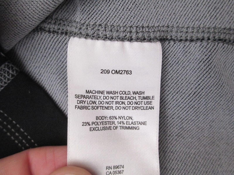 Mountain Hardwear Size L Mens Blue 1/2 Zip Long Sleeve Activewear Pull Over 469 gallery
