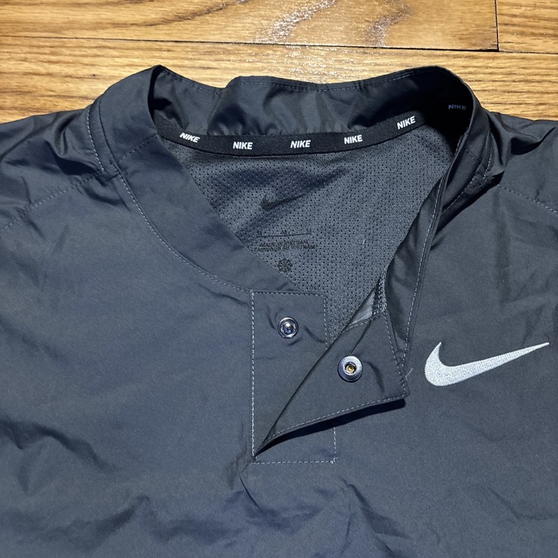 Nike Team Wind Shirt Running/golf/Pullover Dark Gray Men’s sz M NEW!! gallery