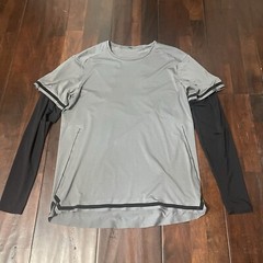 Lululemon Men’s Long Sleeve Shirt Size Large Gray And Black