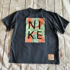Nike Tee Mens Size Medium Loose Fit Blue Graphics Sports Active Lifestyle Casual