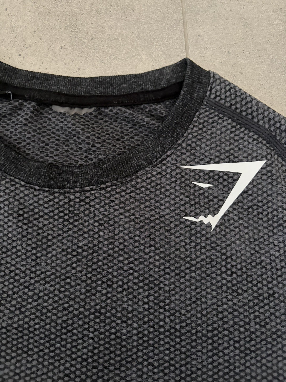 OG and RARE ‼️‼️ Gymshark Phantom Seamless Long Sleeve | Size Small gallery