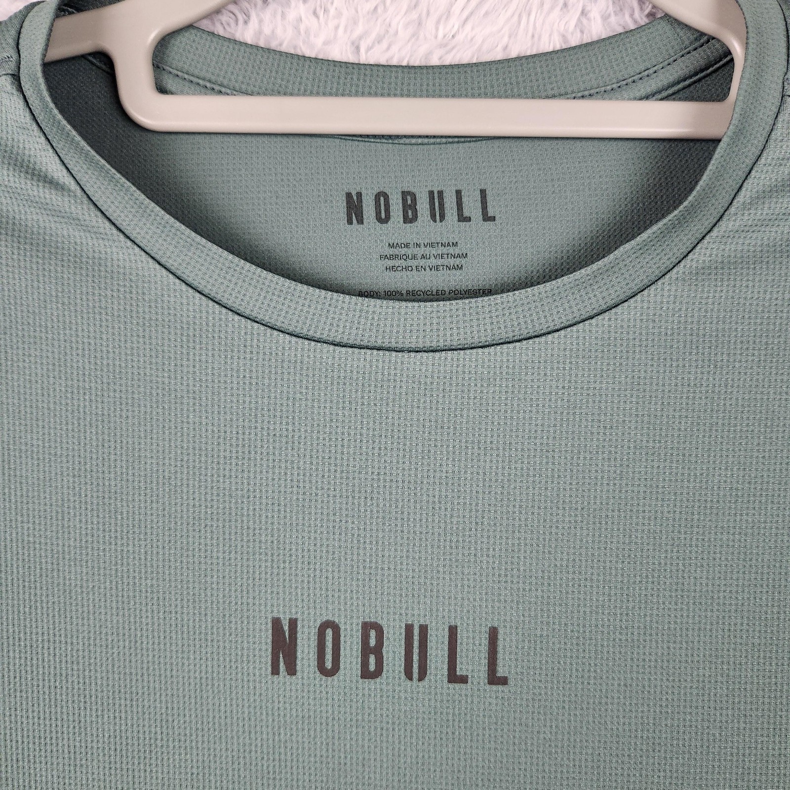 NOBULL Shirt Mens Medium Green Athletic Training Performance Preppy Lightweight gallery