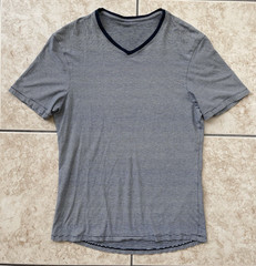 Lululemon Basic V-Neck Men’s Short Sleeve Dark Medium Stripe Classic Run T-Shirt