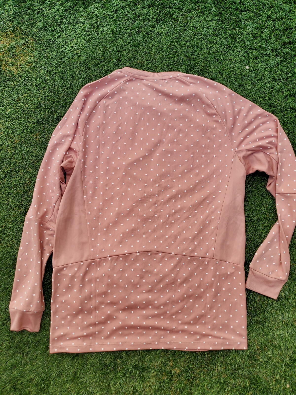 Men's Nike Long Sleeve Tishirt, Small, polka dot, multicolor. gallery