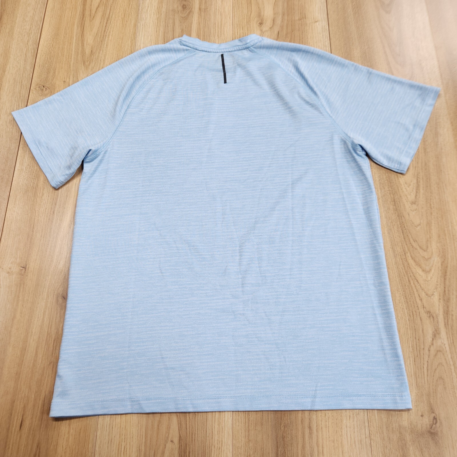 Xersion Everair Training Tee Mens Sz Medium, Lightweight, Breathable, Quick Dry gallery