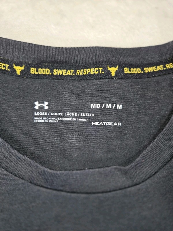 Lot Of 6 Under Armour Project Rock 5 Shirts 1 Jacket Mens 5 Medium 1 Large Gym gallery
