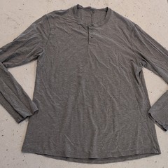 Lululemon Shirt Mens Small Gray Henley Long Sleeve Basic Classic Athletic Casual