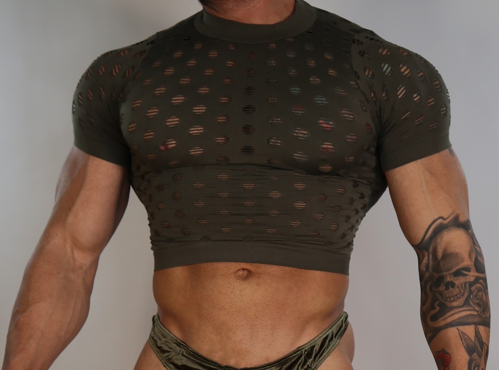 GREEN CROPPED MESH SHIRT SIZE M/L gallery