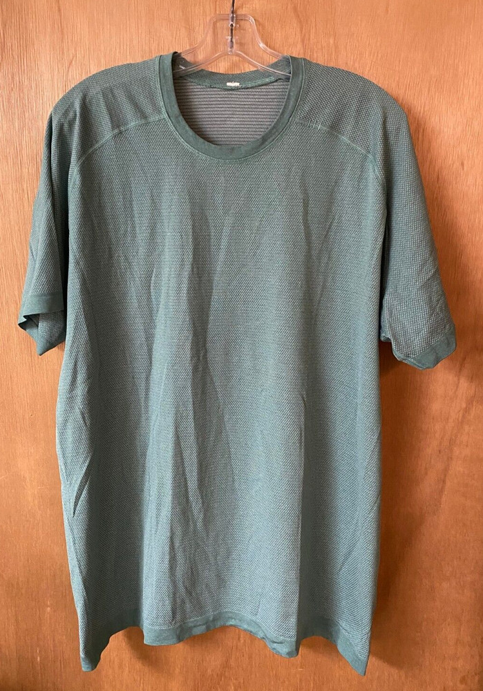 Lululemon Stretch Your Head Performance T Shirt Men's Green - Size XL