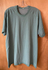 Lululemon Stretch Your Head Performance T Shirt Men’s Green – Size XL