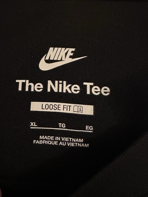Nike Sportswear Max90 Halloween Short Sleeve | Men Size XL | IM5972-010 gallery