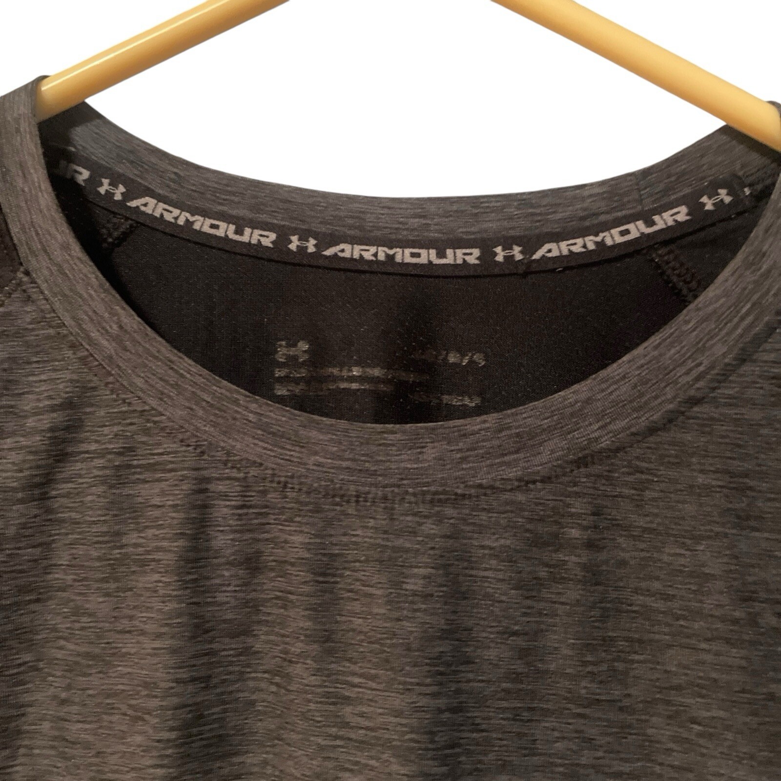 UnderArmour Men's Gray and Black Large T-Shirt gallery