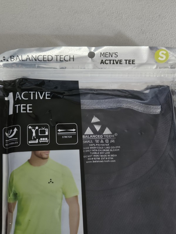 BALANCED TECH ACTIVE TEE Men's Small~ Breathable/Relaxed/Black Polyester Stretch gallery