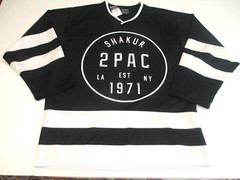 Rue21 Tupac 2PAC Shakur LA NY #71 Black Hockey Jersey Men’s Small Rap NEW W/Tag