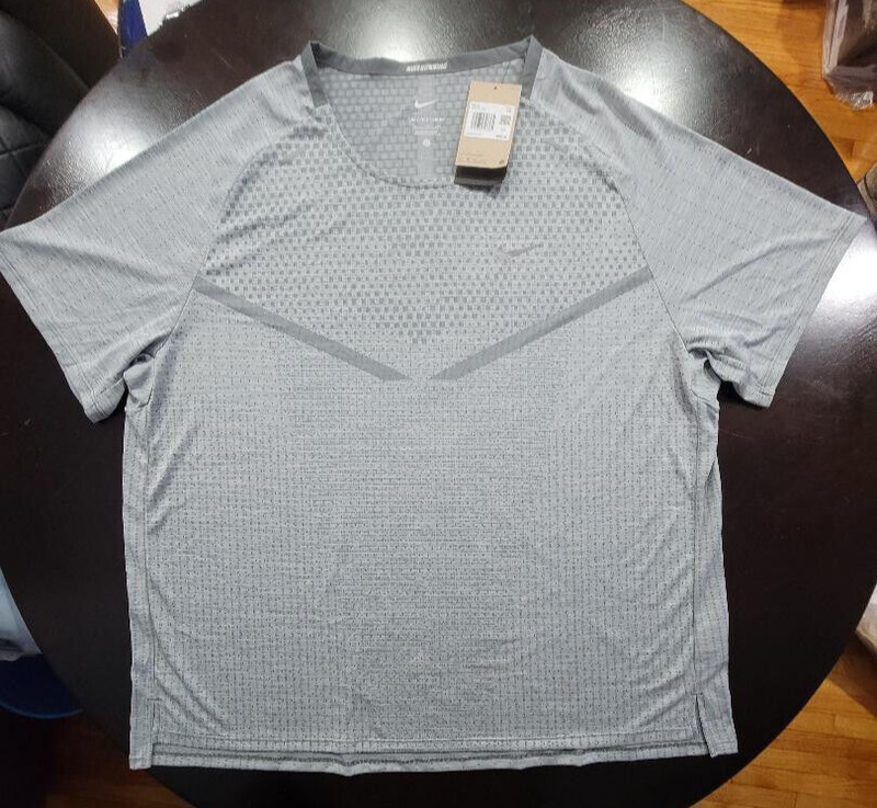 Nike Men's Core Dri-FIT ADV Techknit Short Sleeve Running Shirt DM4753-084 XXL gallery