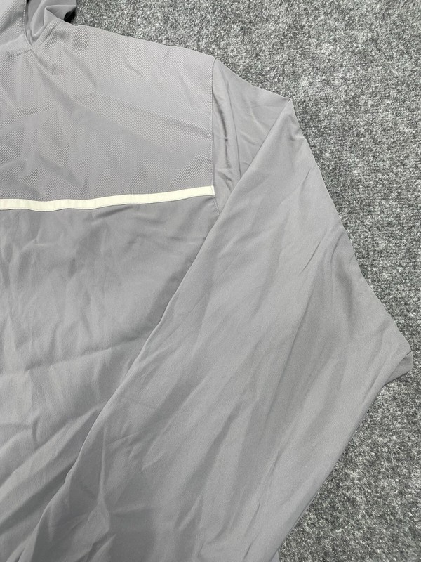 Under Armour Men's Gray Herringbone Windbreaker Loose Fit Hooded Jacket Size XL gallery