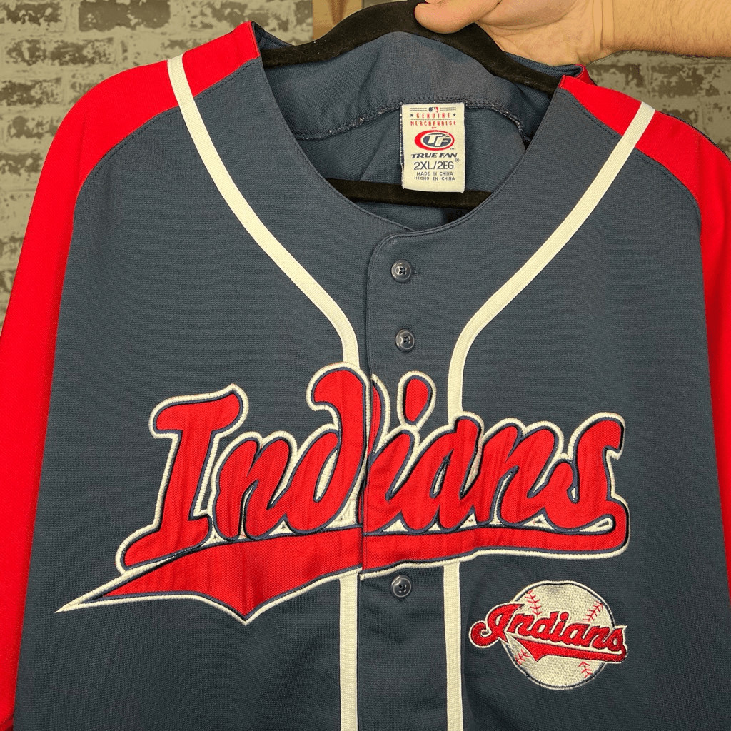 True fan vintage/ retro Cleveland Indians jersey gallery