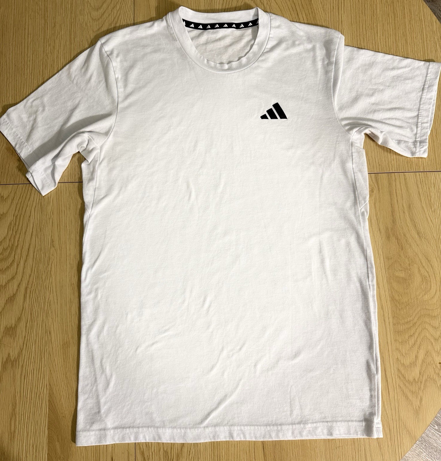 Adidas Training Essentials Feelready Tee T-Shirt White IC7440 AEROREADY Mens gallery