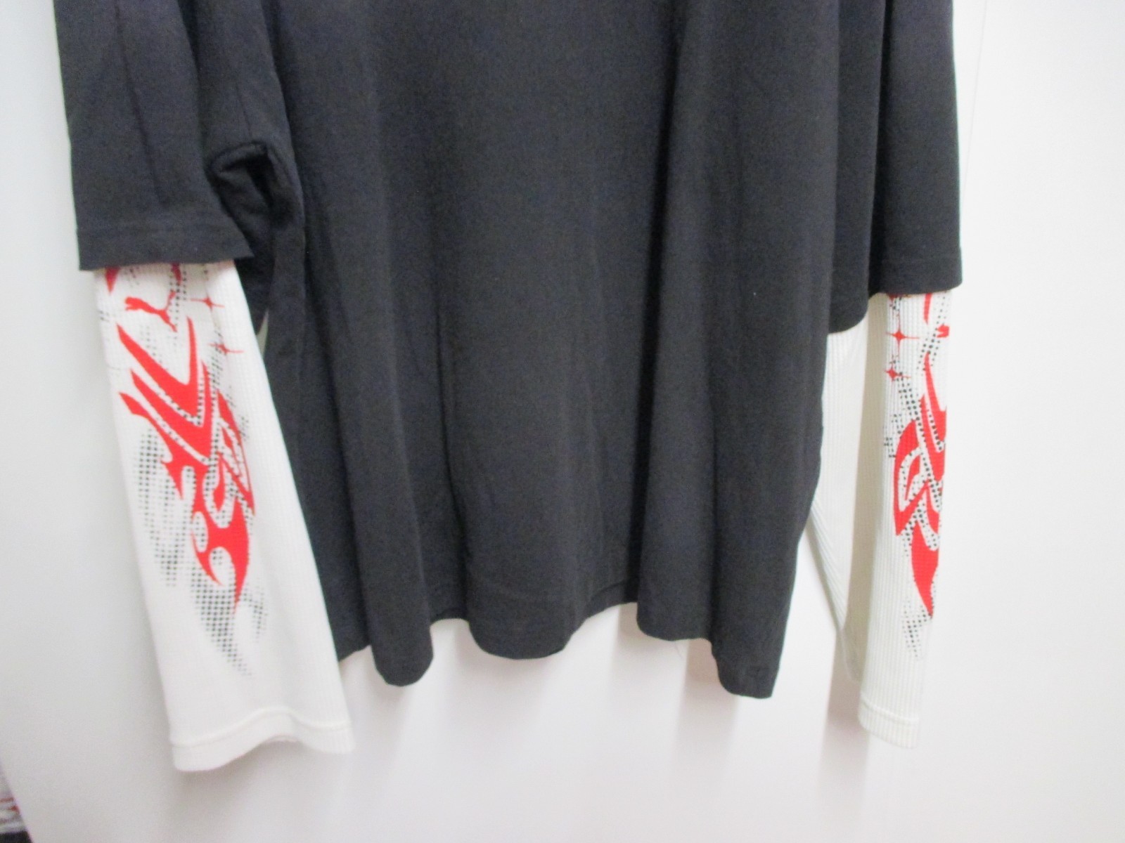 PUMA (TECH) MENS X WASHED BOXY LONG SLV LAYERED TOP NWT (XL) NWT BLACK & WHITE $ gallery