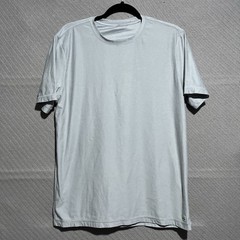 Vuori Shirt Mens Medium Gray Strato Tech Running Stretch Gym Performance Lifting