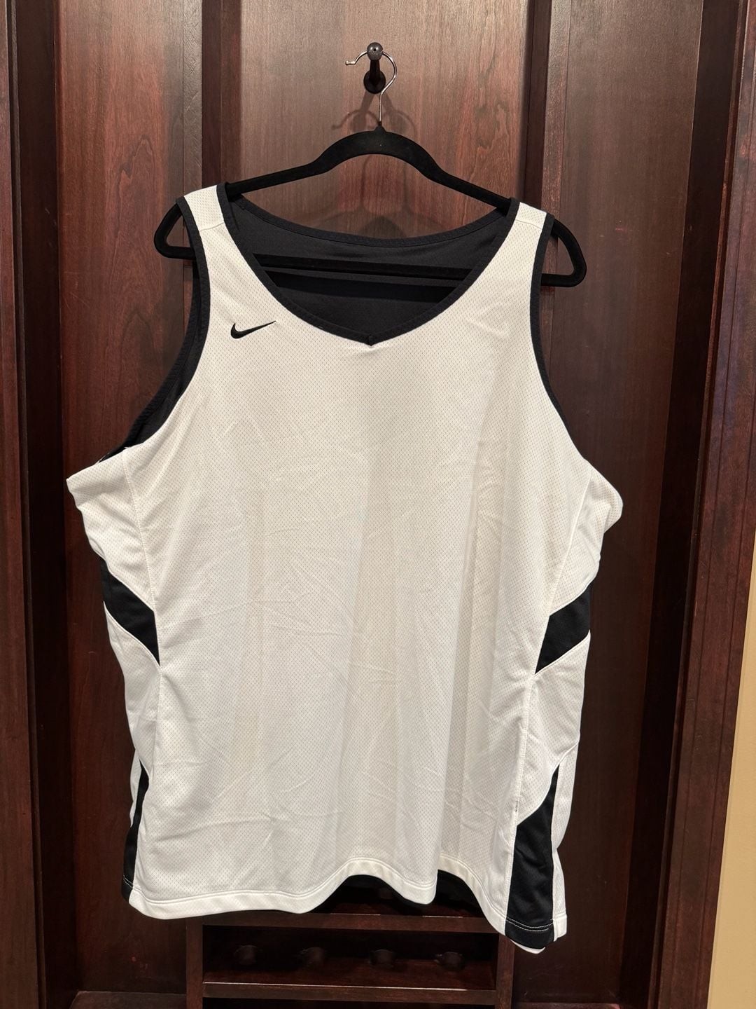 Nike Dri-FIT Reversible Practice Basketball Jersey Tank Top gallery