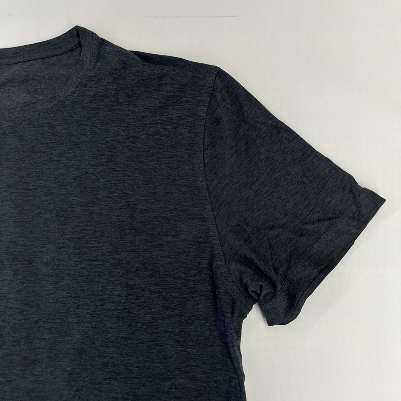 Vuori Strato Tech Tee Mens L? Gray Performance Shirt V126 EUC gallery