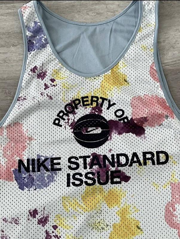 Nike Standard Issue Men’s Reversible Basketball Jersey DH7433-709, Size XL (New) gallery