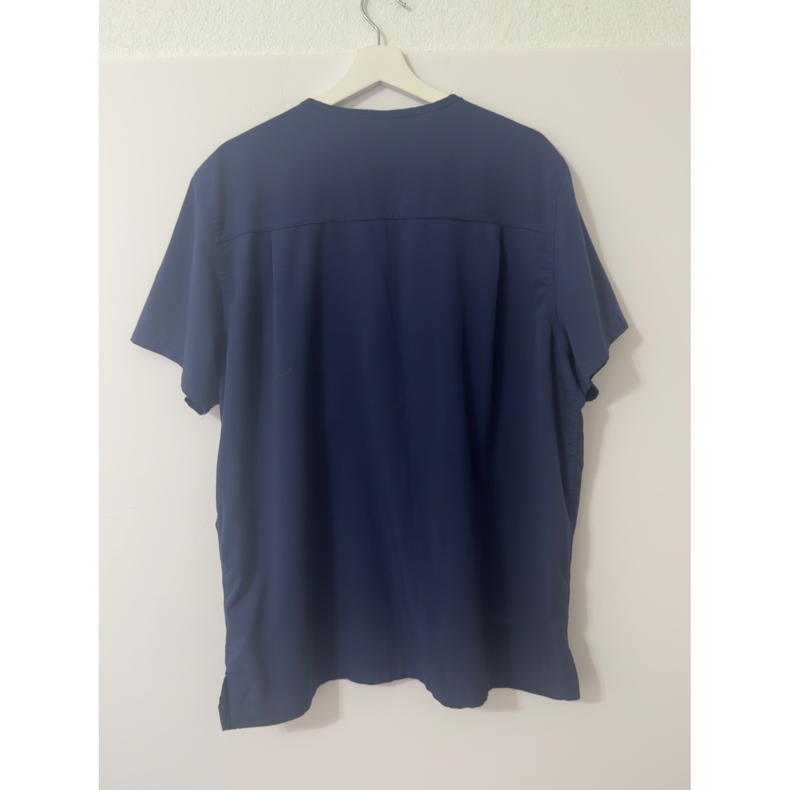 Rothwear Men's Navy V Neck Scrub Top XL Polyester Rayon Spandex Work Uniform gallery