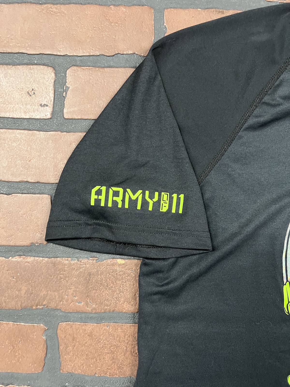 Under Armour Heat Gear Shirt Football Helmet Neon Loose Fit Adult Large gallery