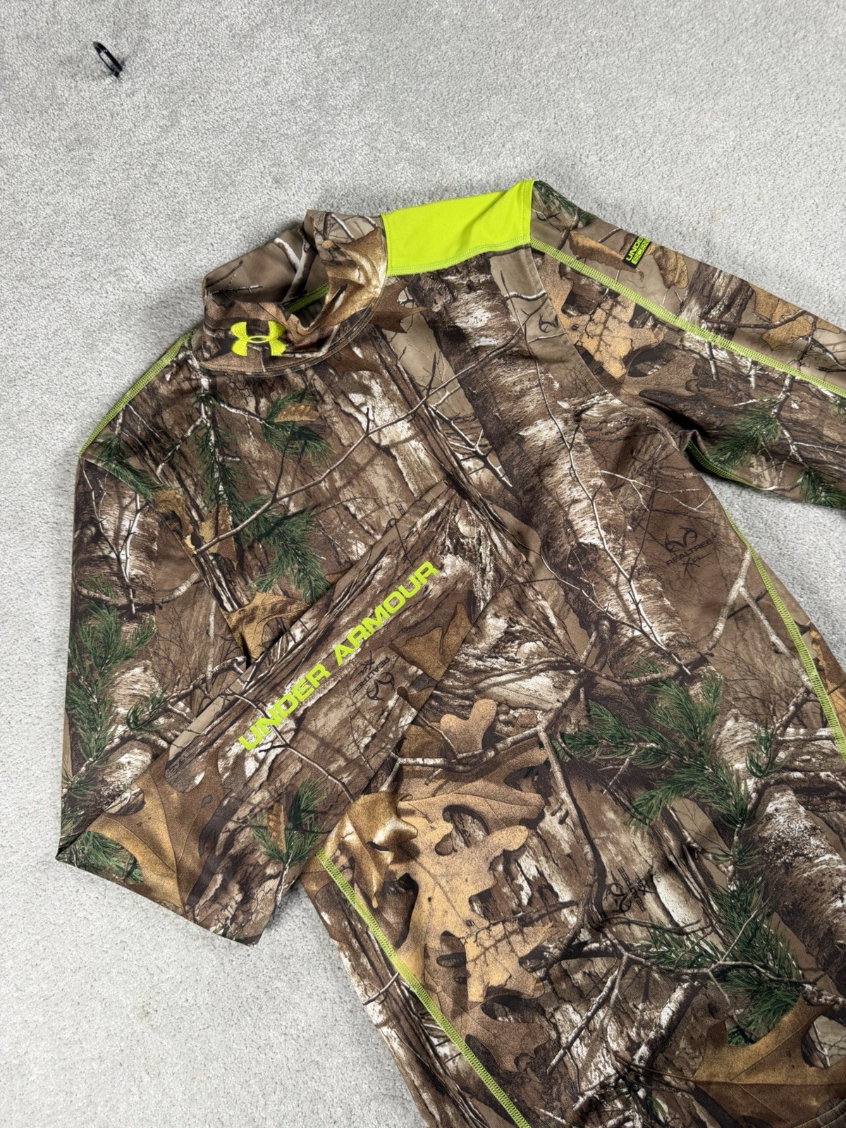 Under Armour Shirt Mens M Realtree Xtra Camo Scent Control EVO Hunting ColdGear gallery