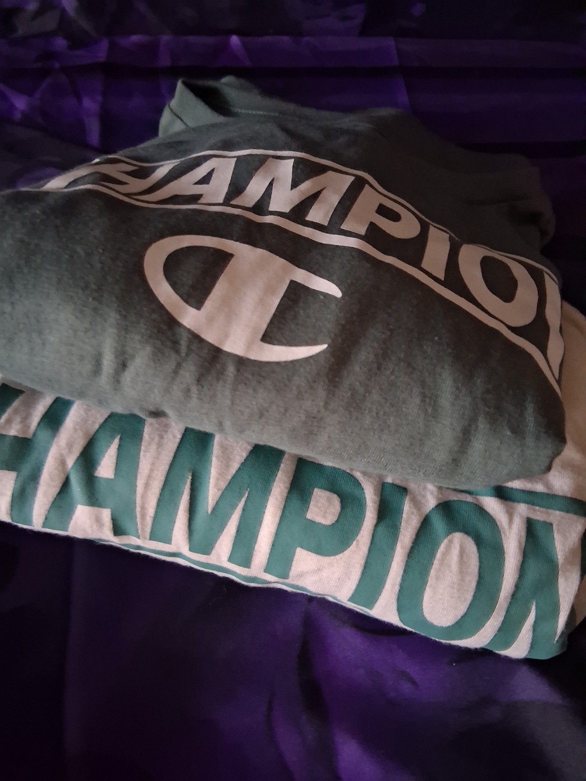 Champion Longsleeve Large L14-16 SET OF 2 DARK FOREST GREEN & WHITE gallery