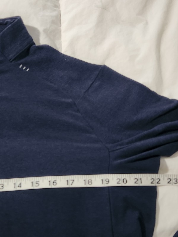 Lululemon Surge Warm Reflective 1/2 Zip Size L Blue gallery