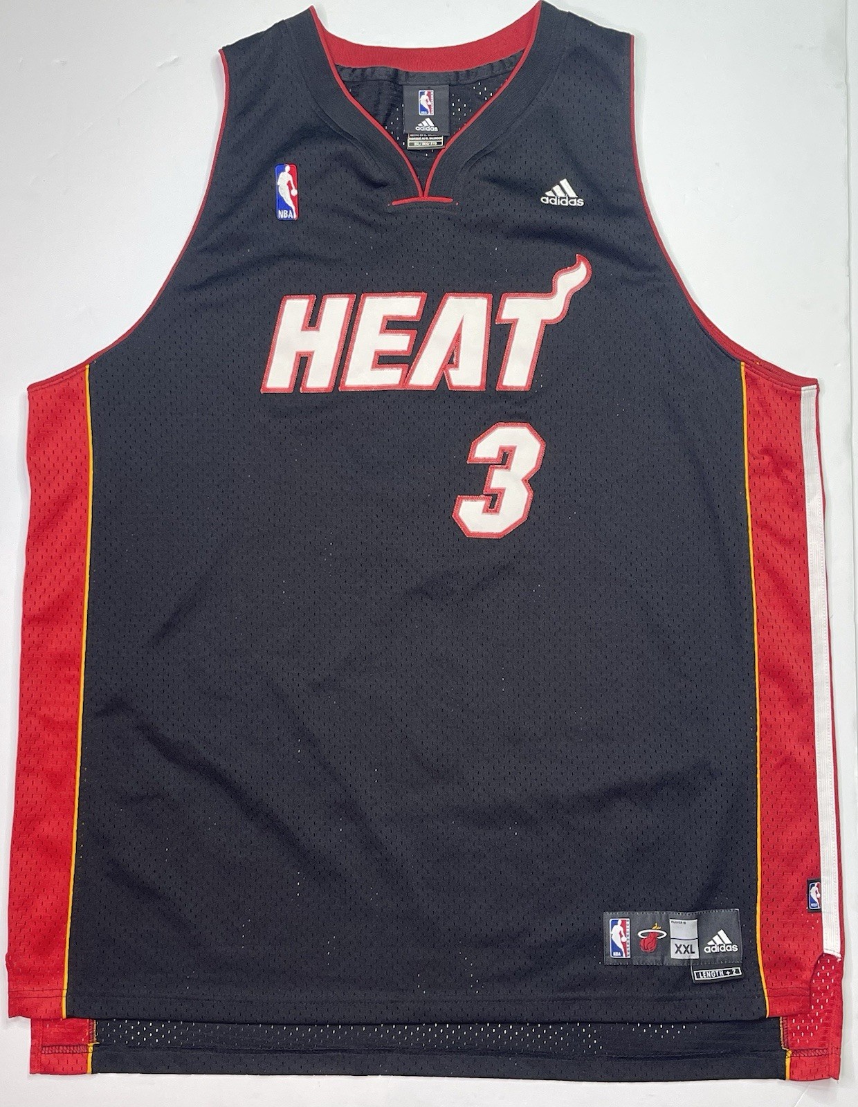 Dwyane Wade Men's Large XXL Adidas Swingman Miami Heat NBA Jersey Black Vintage gallery