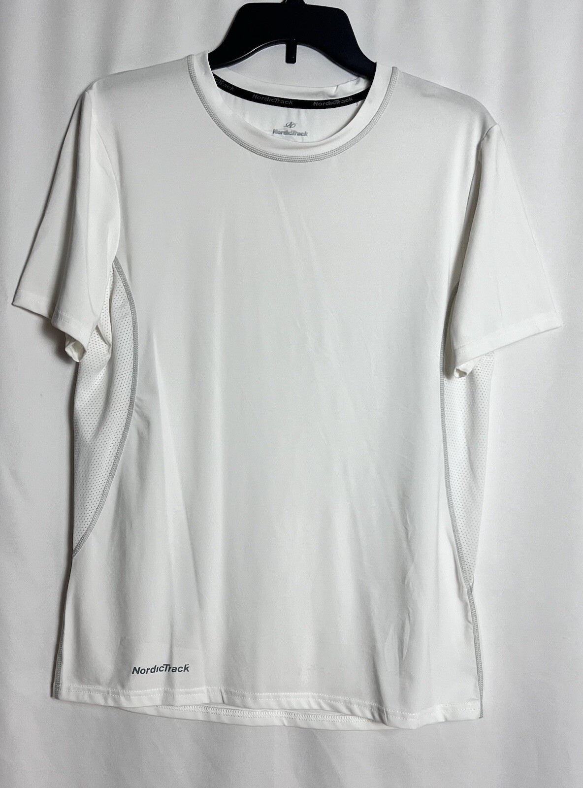 NordicTrack Men’s Short Sleeve Performance Stretch T-Shirt Color White Size M gallery