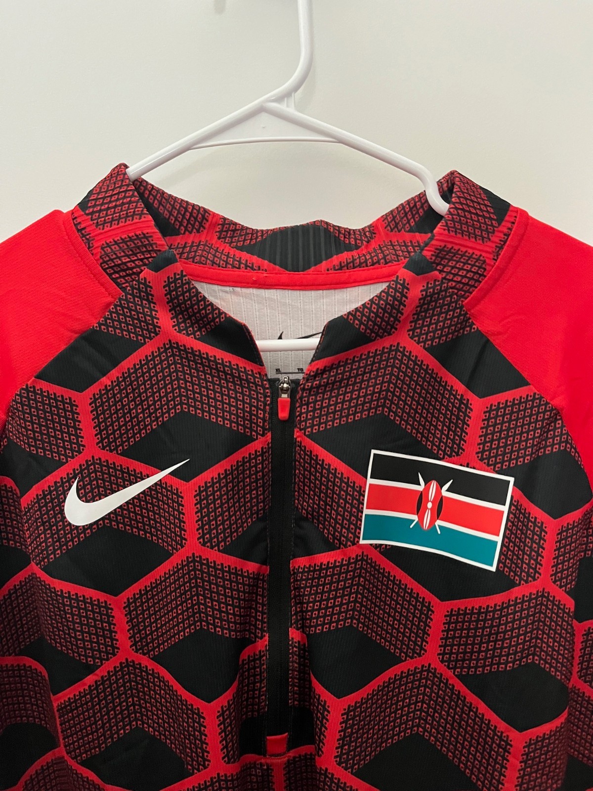 Nike Pro Elite Team Kenya Track & Field 1/4 Zip Top Red Men’s Size XL CI8845-602 gallery