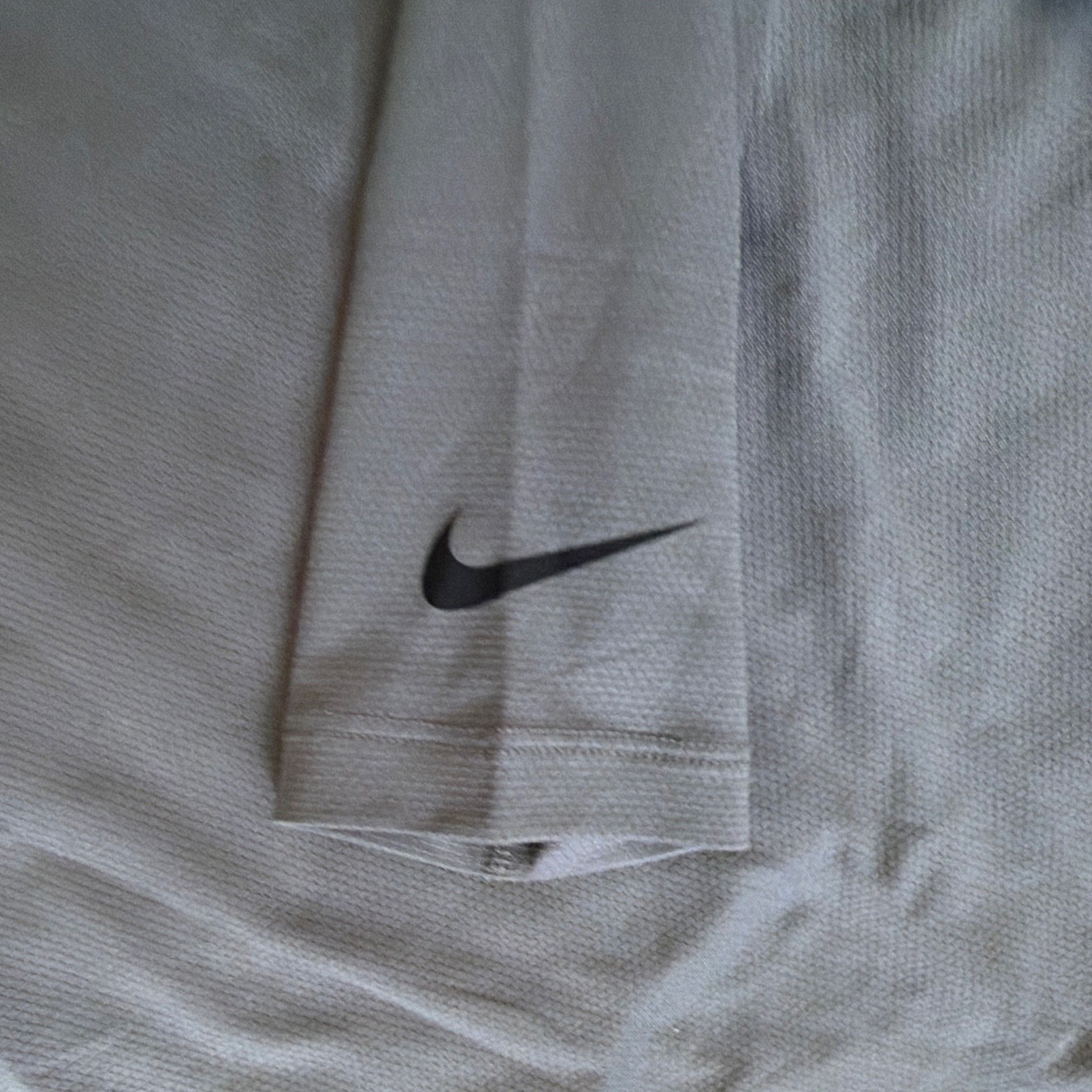 Nike Dri-FIT Men’s Training Long Sleeve Crew Tee Gray M AA1587-036 gallery