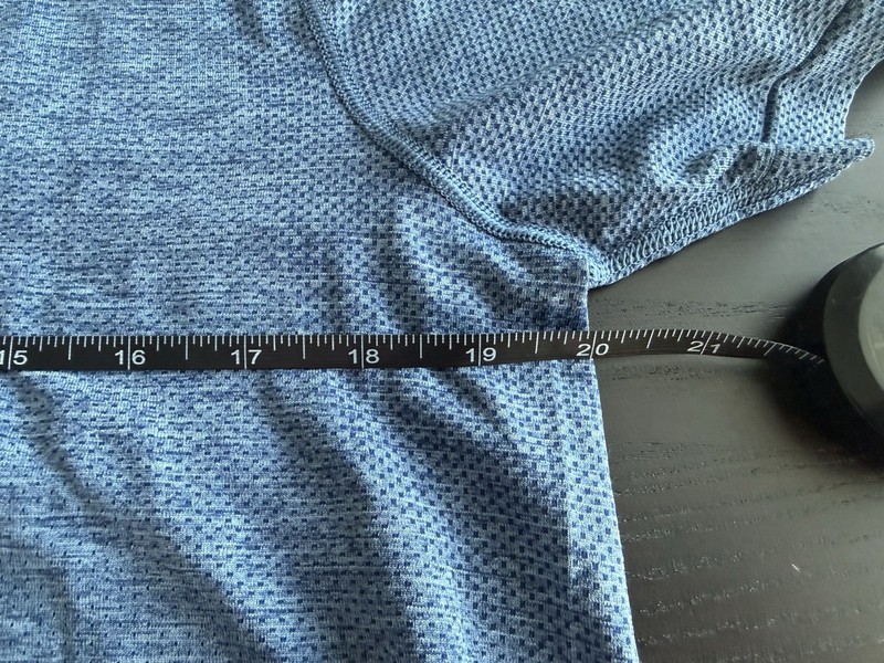 Lululemon Metal Vent Tech Men’s Polo Short Sleeve Blue Medium gallery