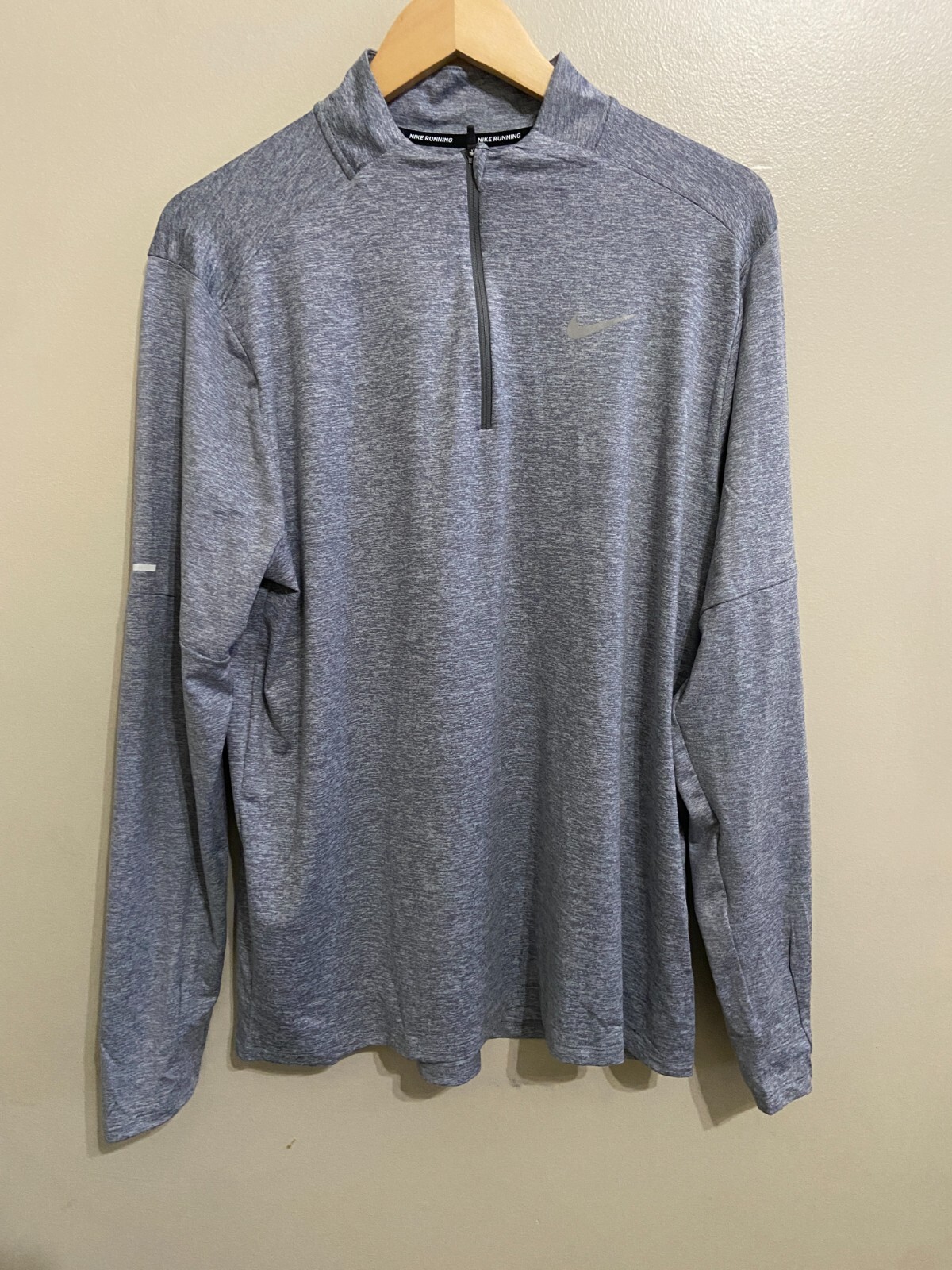 Nike Element Long Sleeve 1/4 Zip Gray Running Top Shirt DD4756-084 Men's L NEW gallery