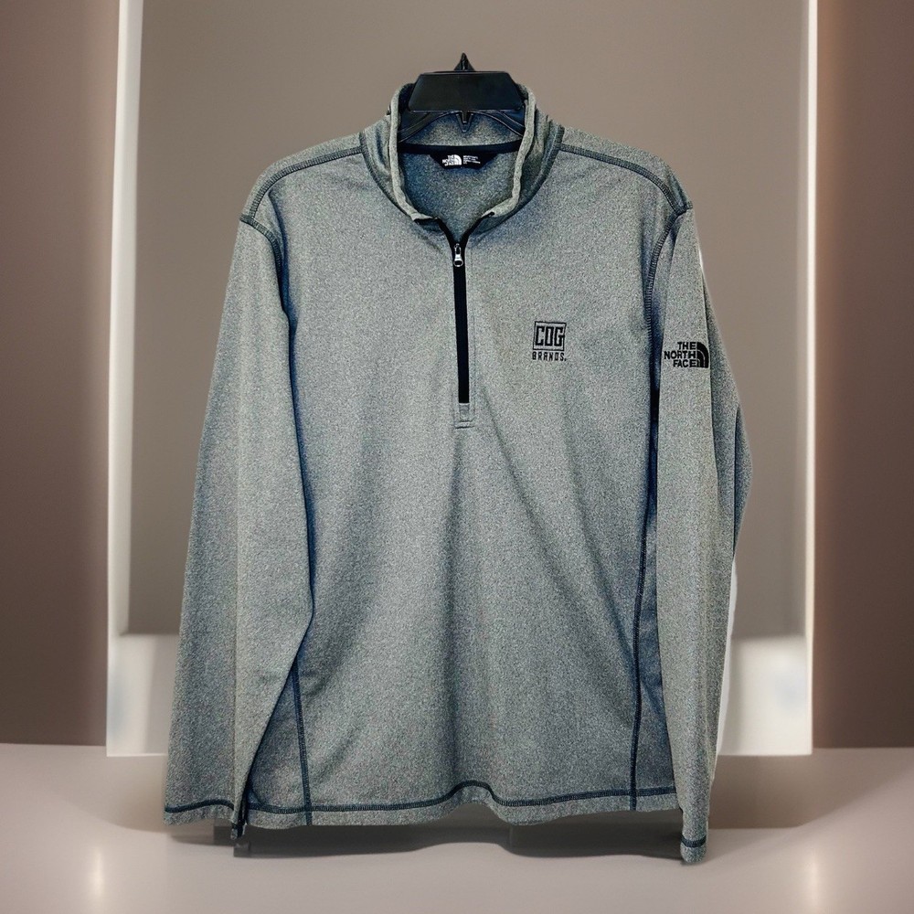 The North Face Mens Tech Essential 1/4 Zip Fleece Pullover Gray Large / COG