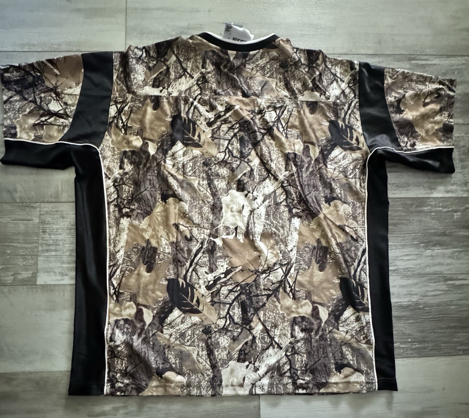 NWT Adidas Originals Camo Tree Football Jersey Oversized Men’s Size XL (Kd6250) gallery