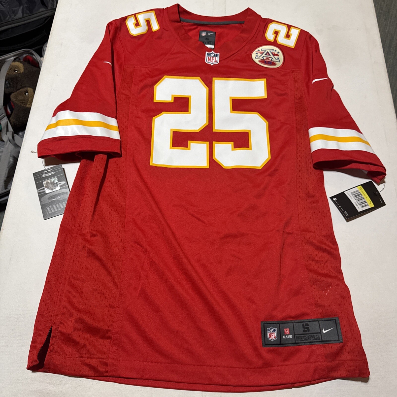 CLYDE EDWARDS-HELAIRE NIKE KANSAS CITY RED HOME GAME JERSEY ON FIELD SIZE S gallery