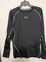Mens Black Under Armour HeatGear Compression Shirt Long Sleeve Crew Neck Size M